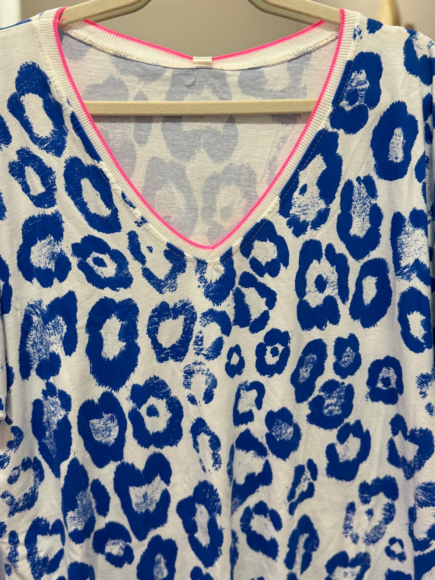 Shocking Leopard Tee