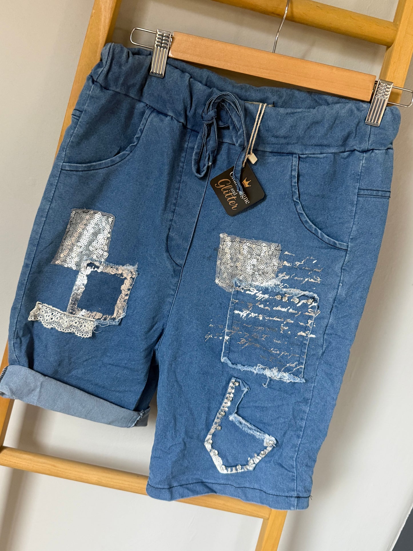 Sparkle Short Medium Wash