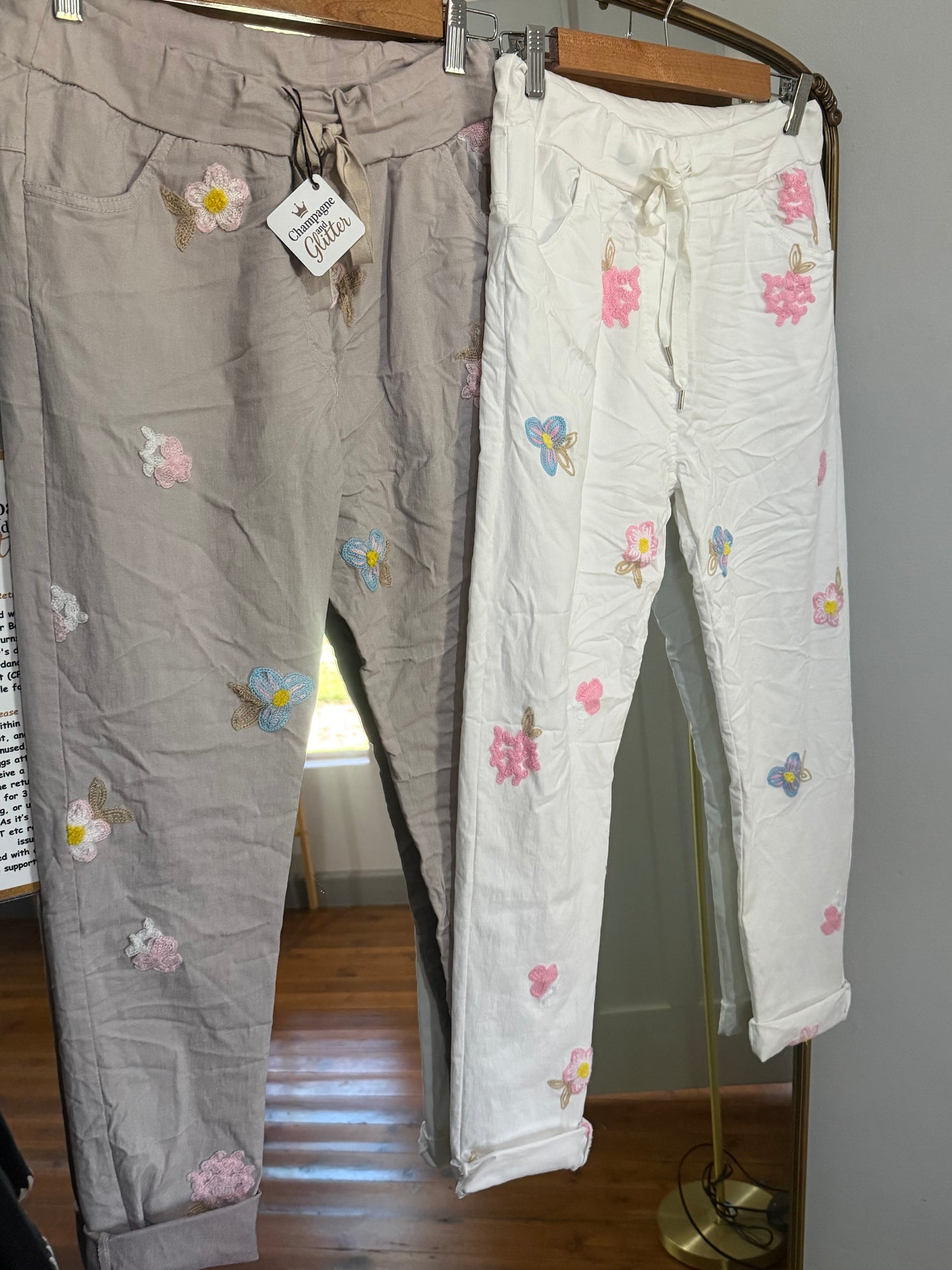 Liora White Pants Embroided