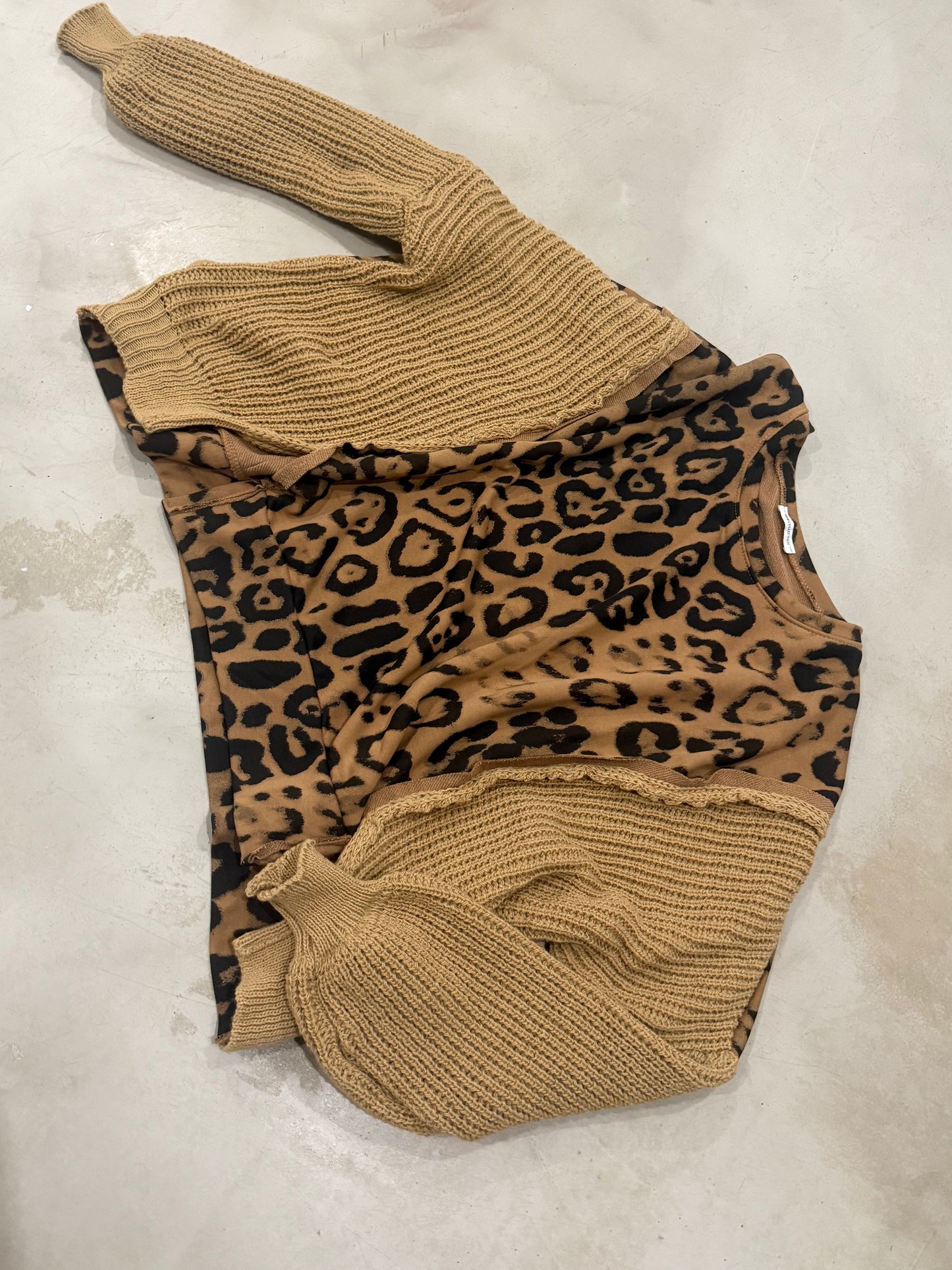 Joanna Animal Knit Camel