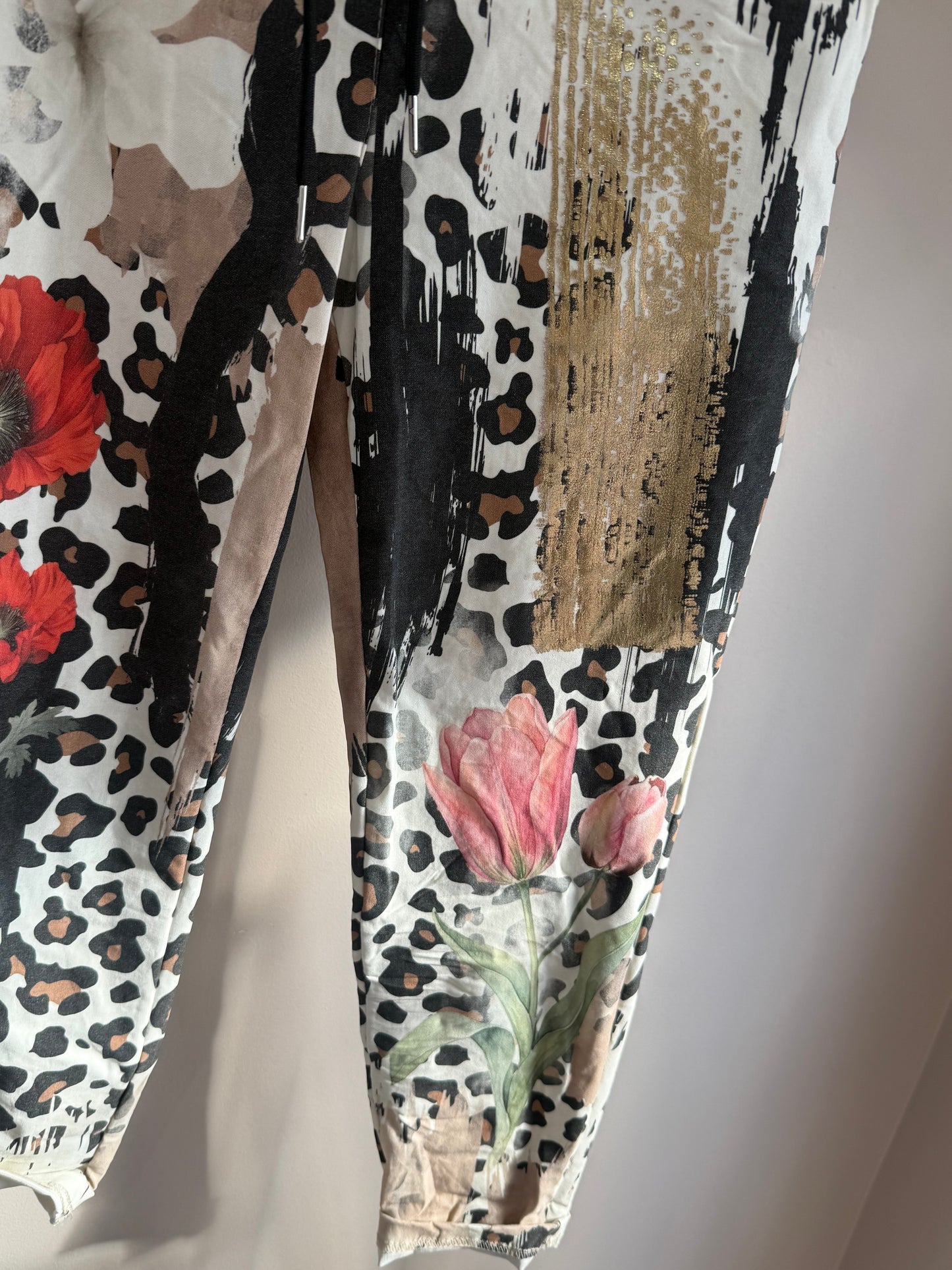 Leopard Garden Print 8