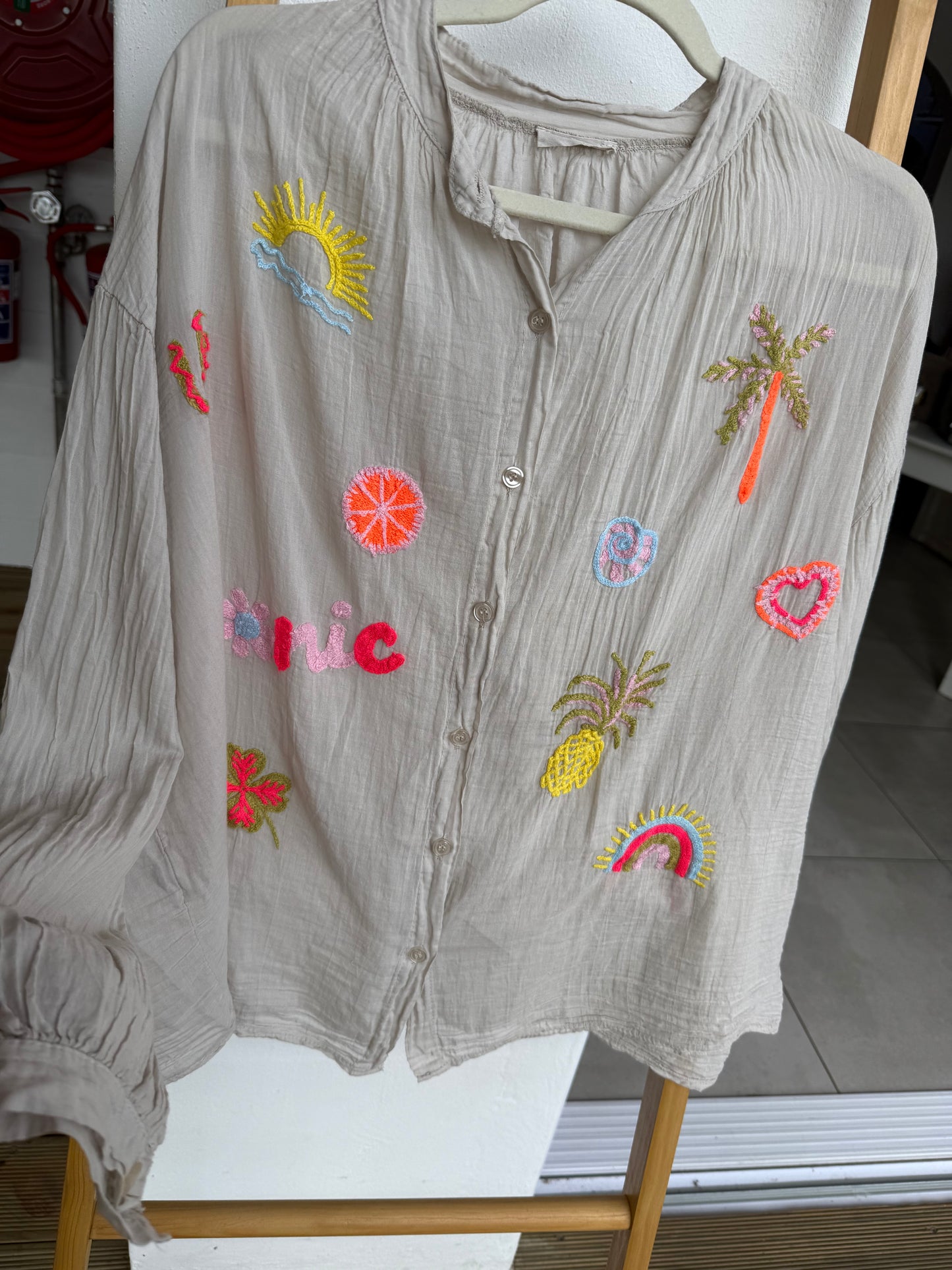 Iconic Blouse Taupe