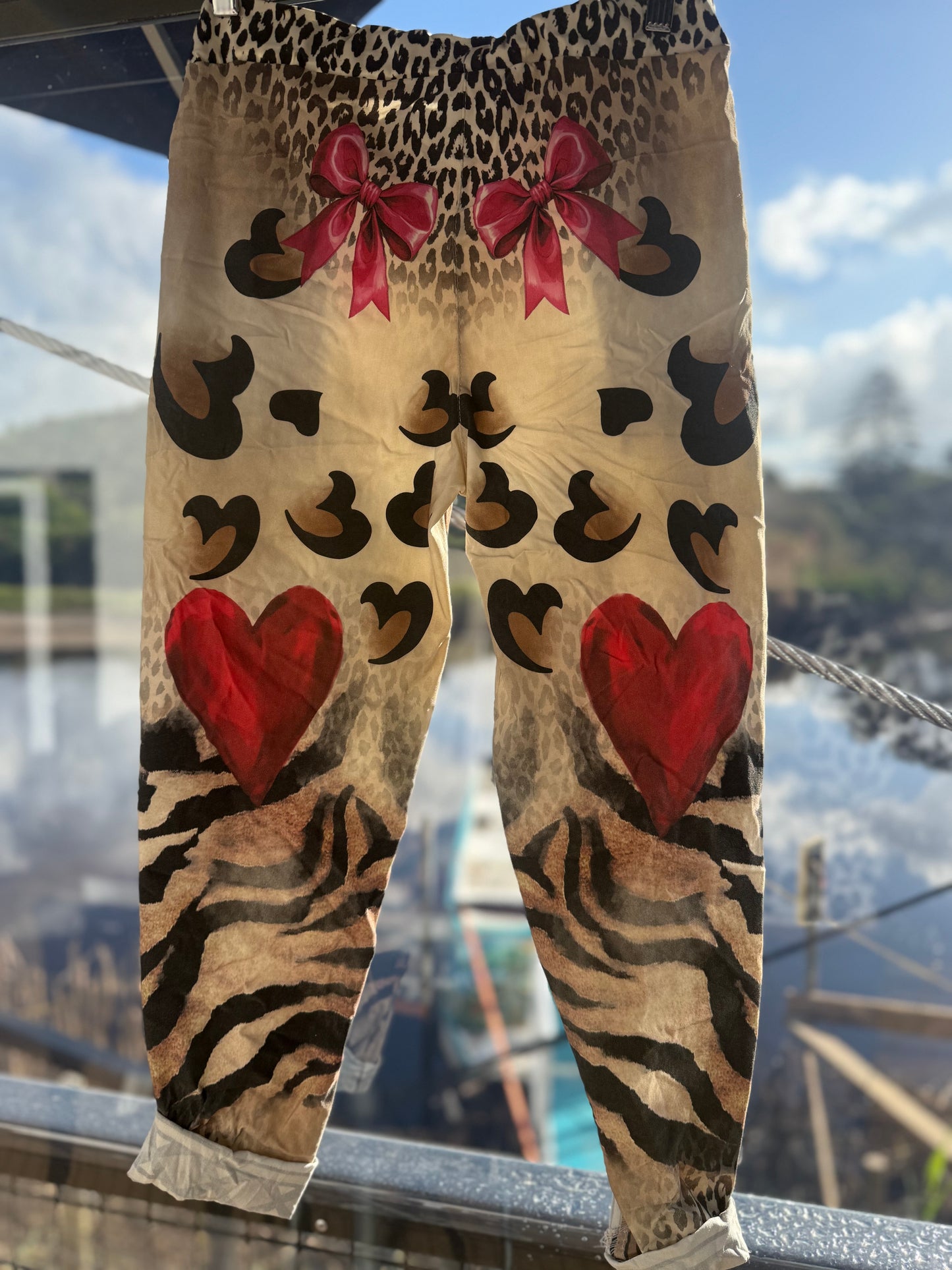 Hearts Printed Comfy Pants