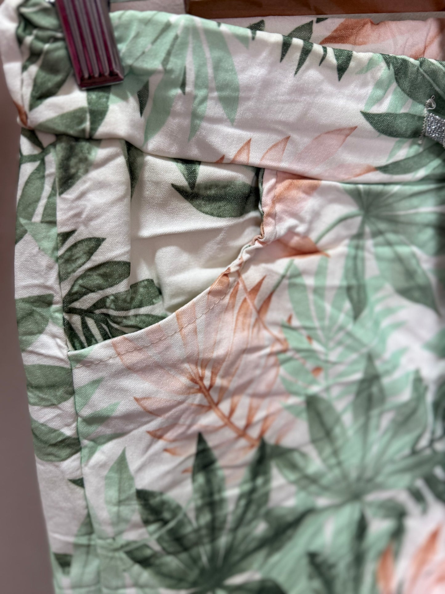 Elephant Ear Short Mint