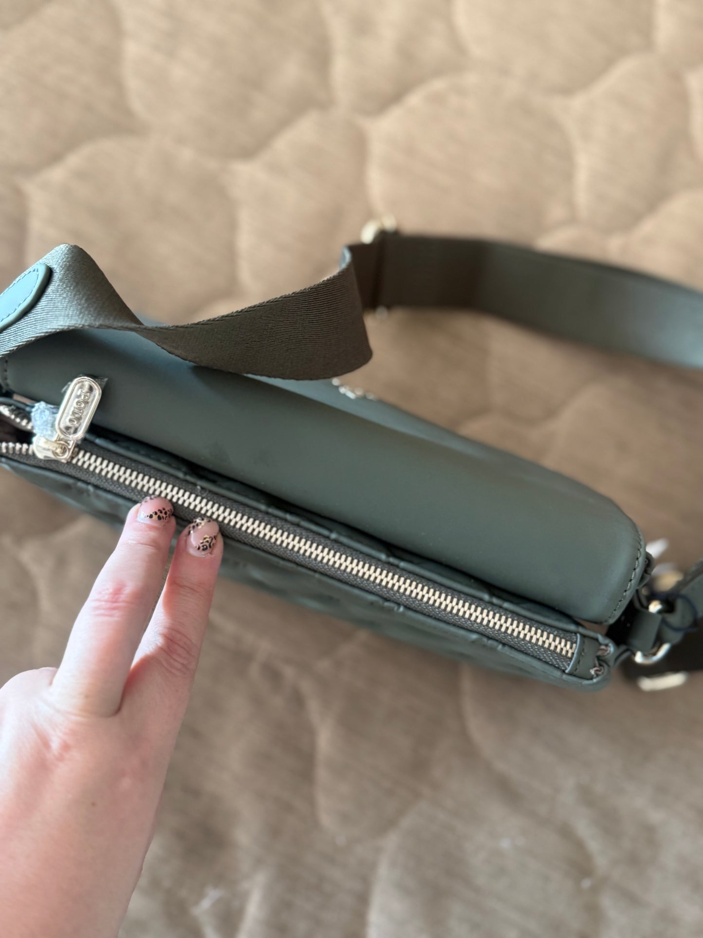 9263 Polo Olive Flapover Sling