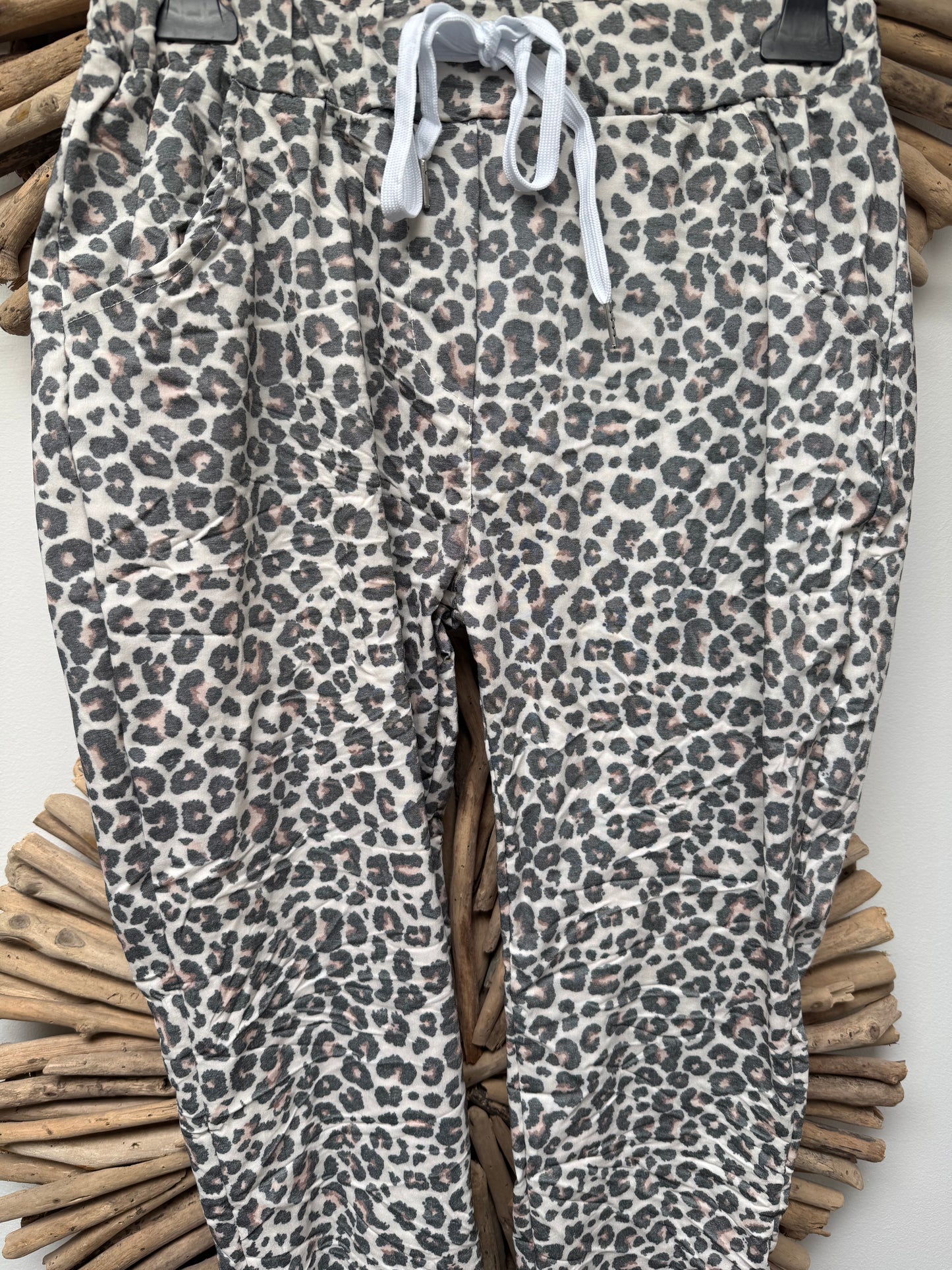 Lusso Leopard