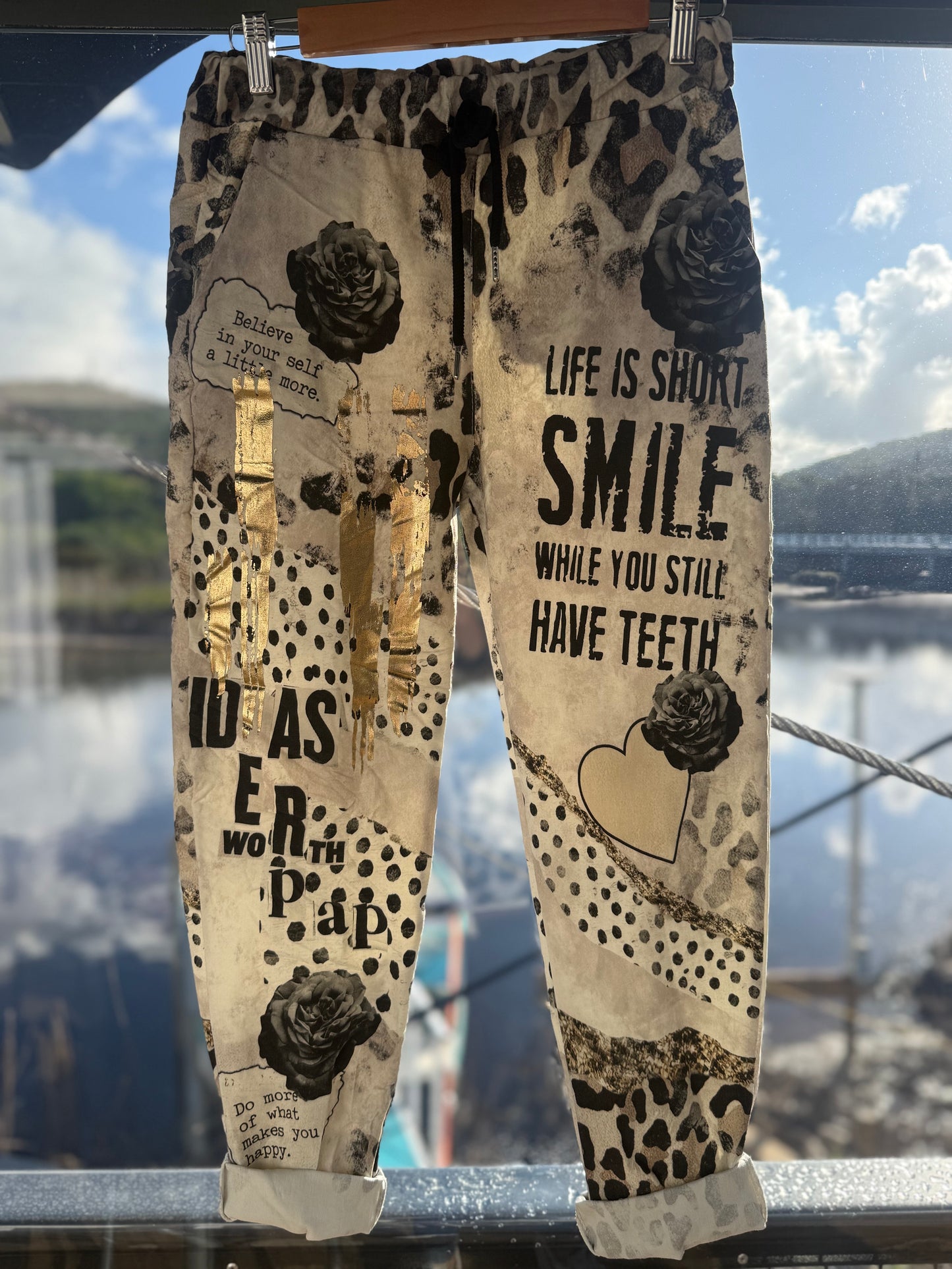 Stylish Neutral Print 5