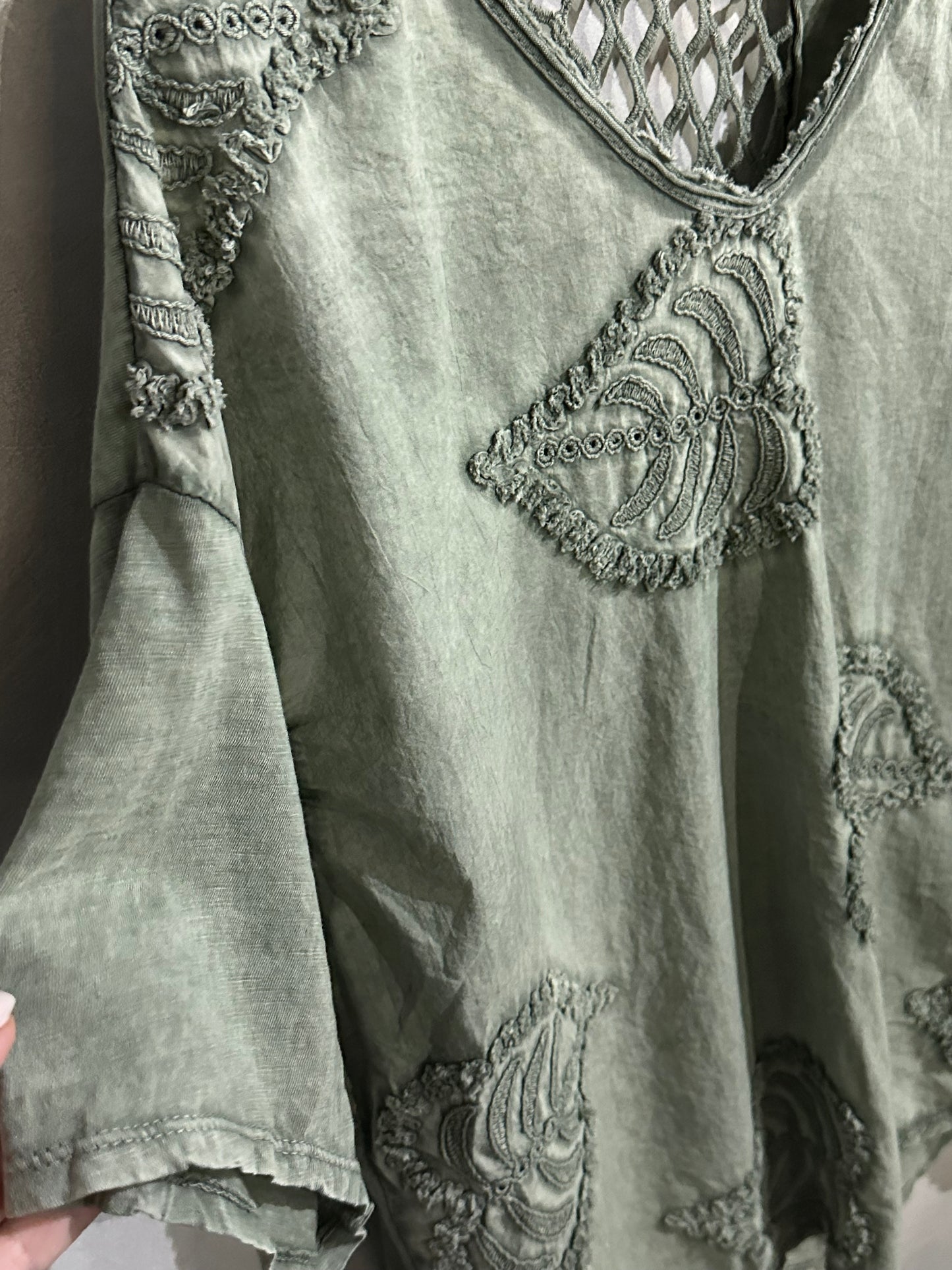 Ivy Leaf Khaki