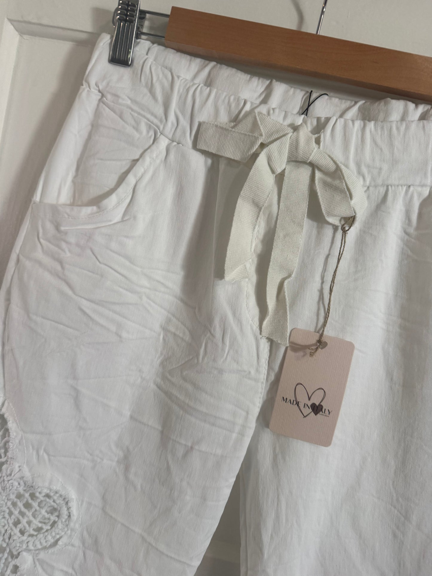 Daisy White Comfy Pant