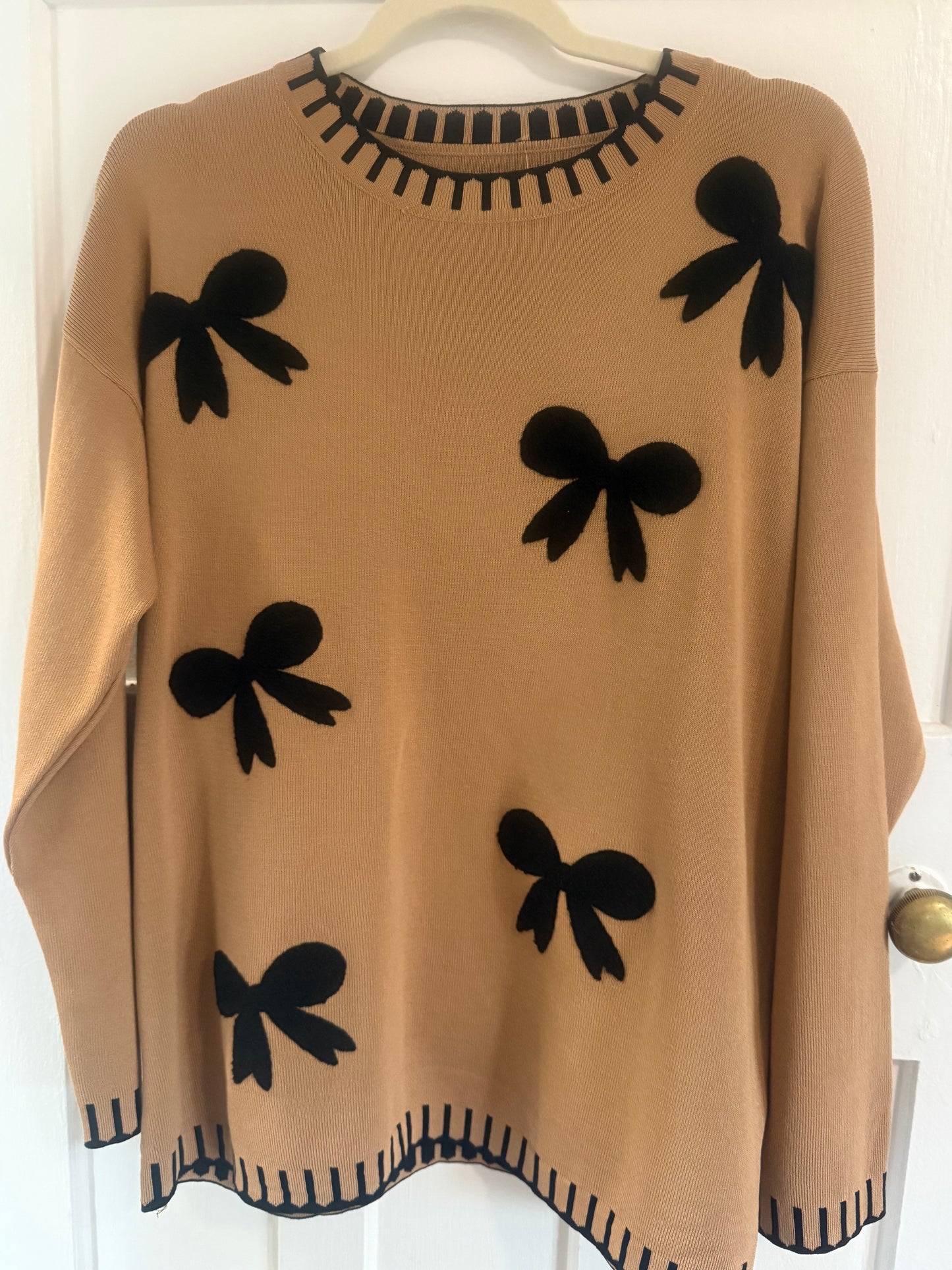 Bow Knit