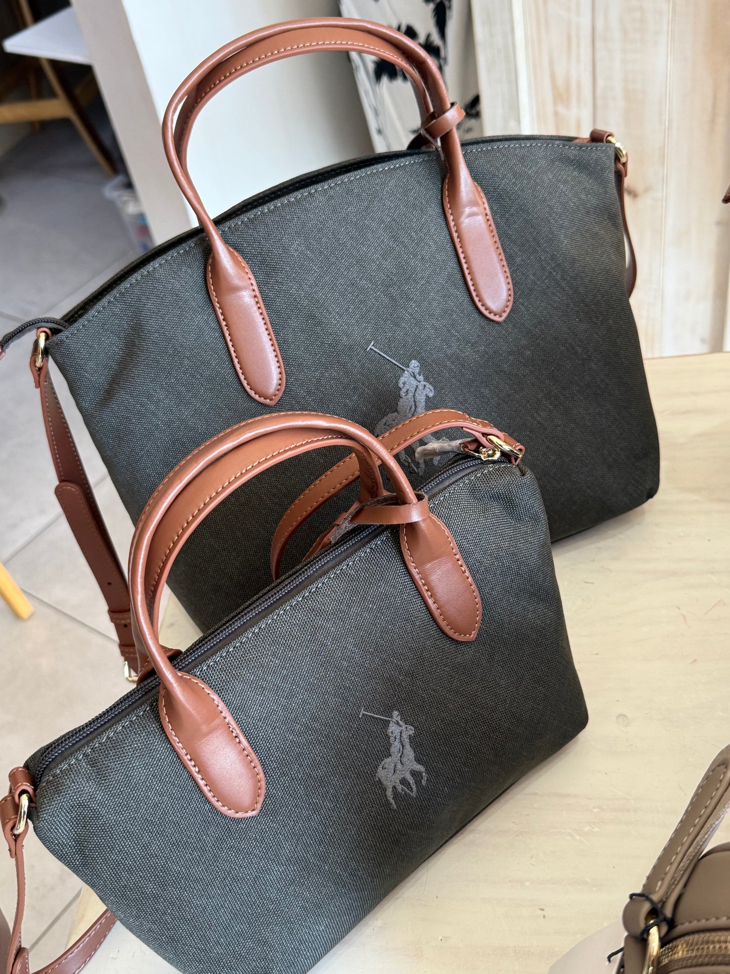 Pocket Sling Black Polo 4238
