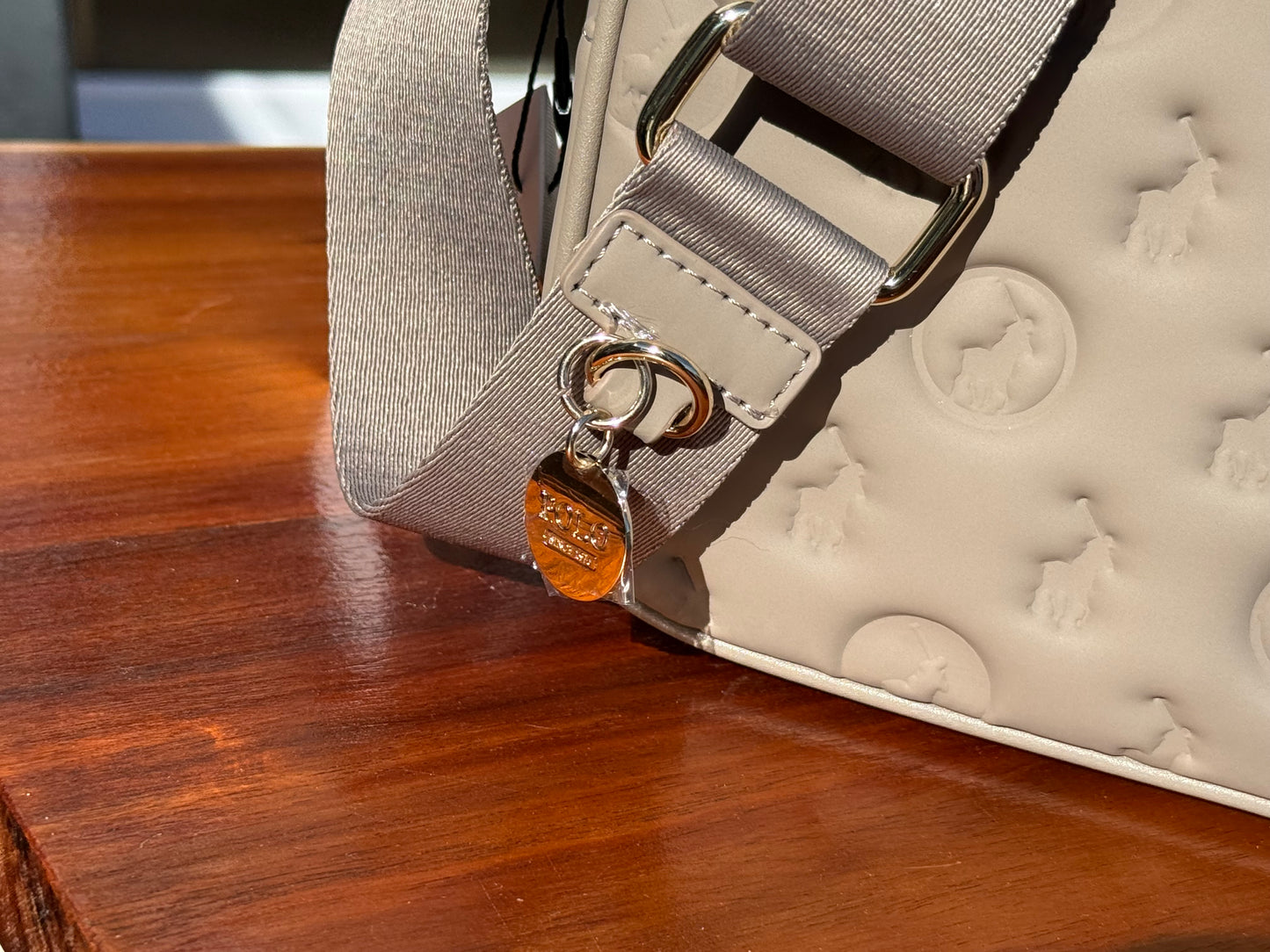9242 Utility Crossbody Polo Mushroom