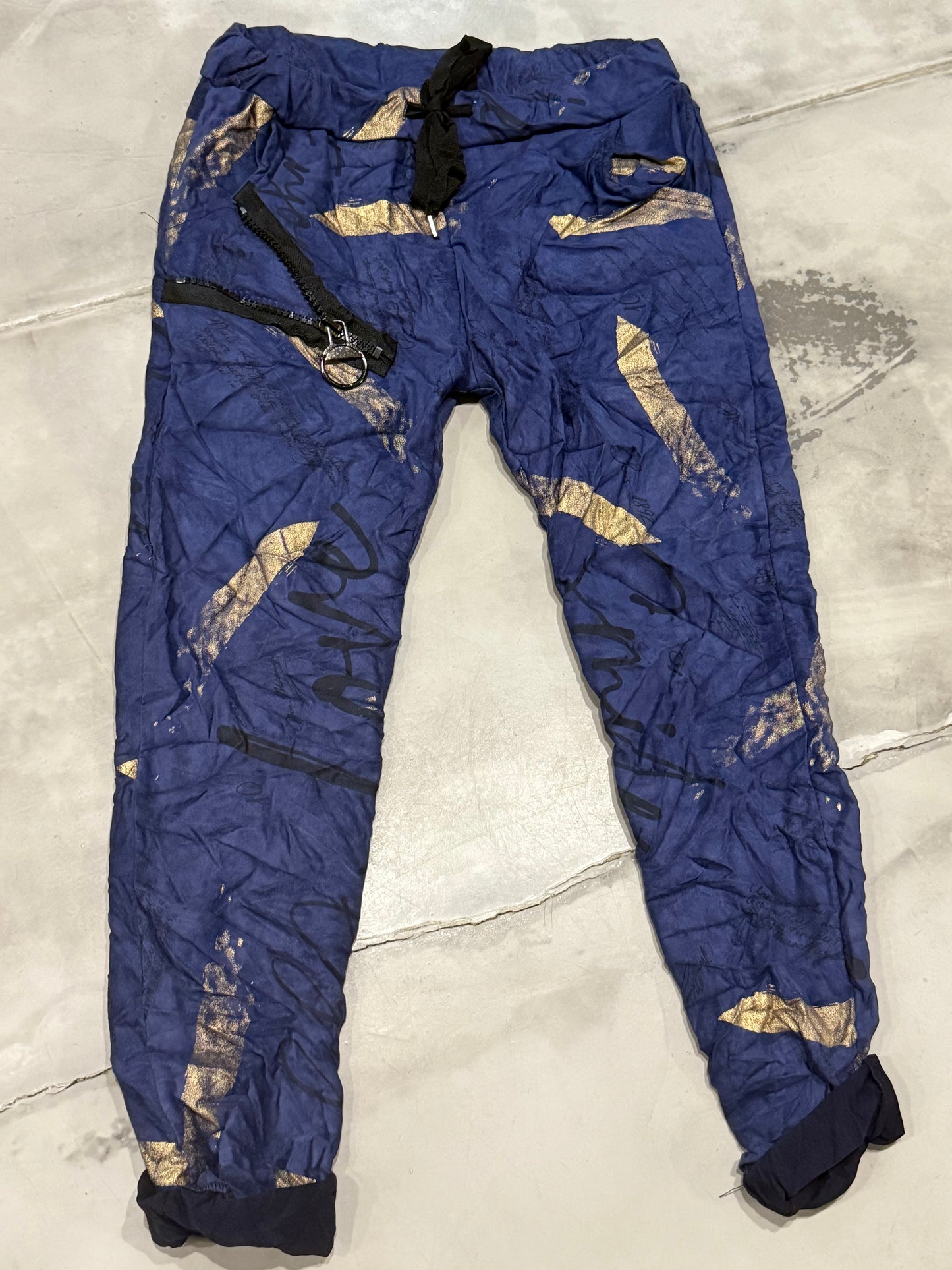 Golden Zip In Navy