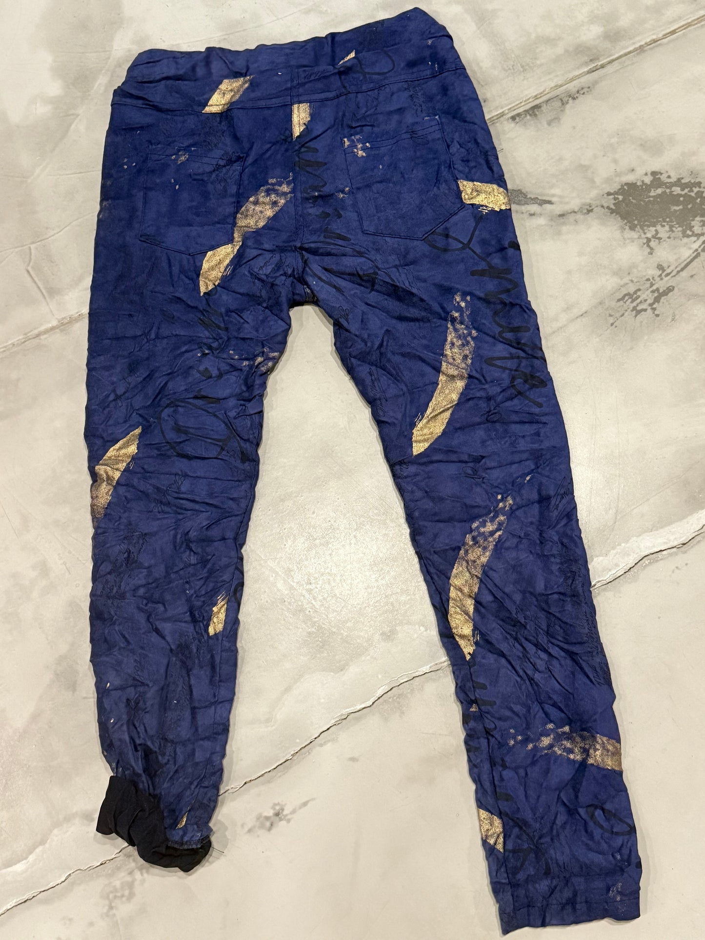 Golden Zip In Navy
