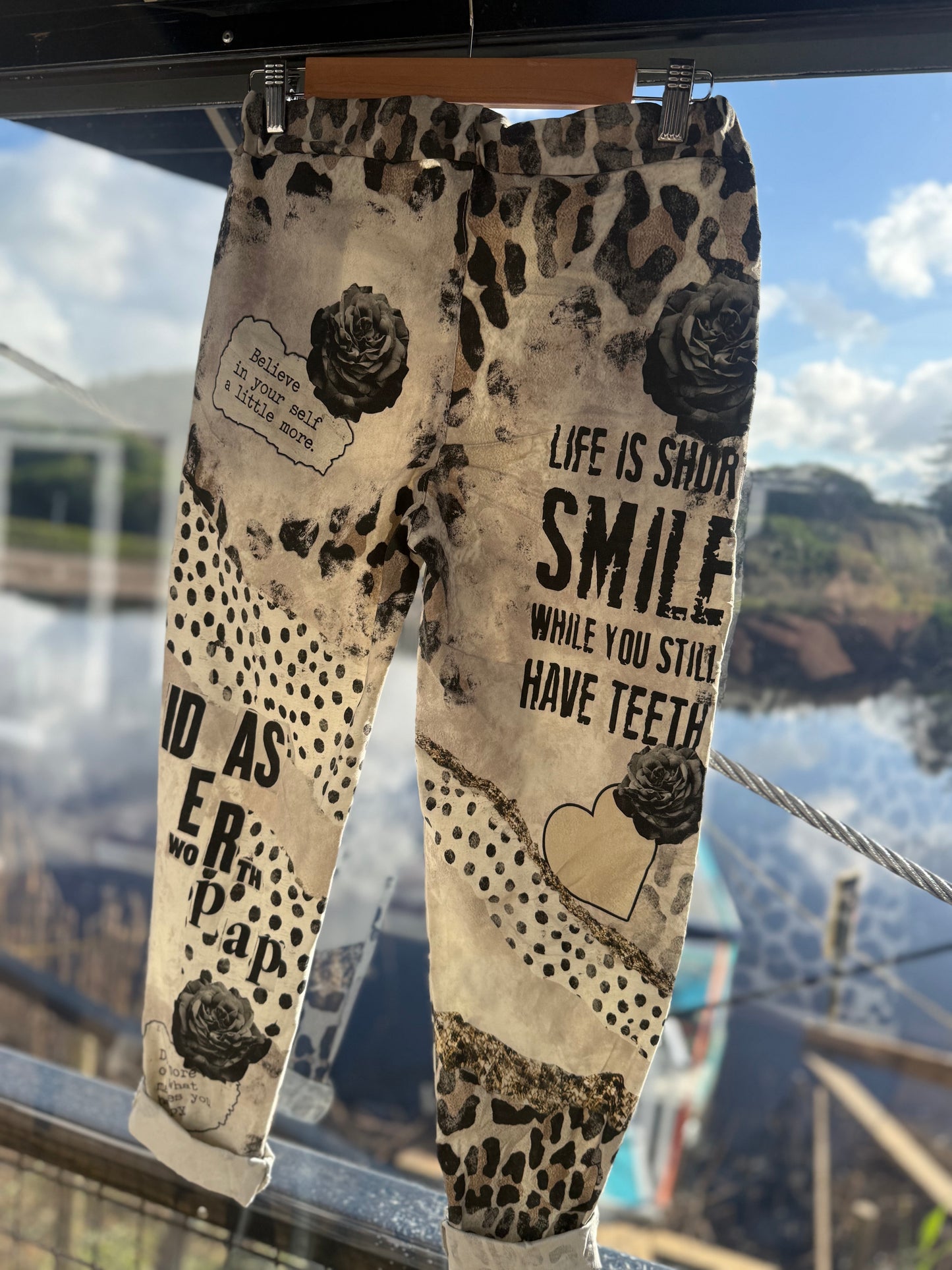Stylish Neutral Print 5