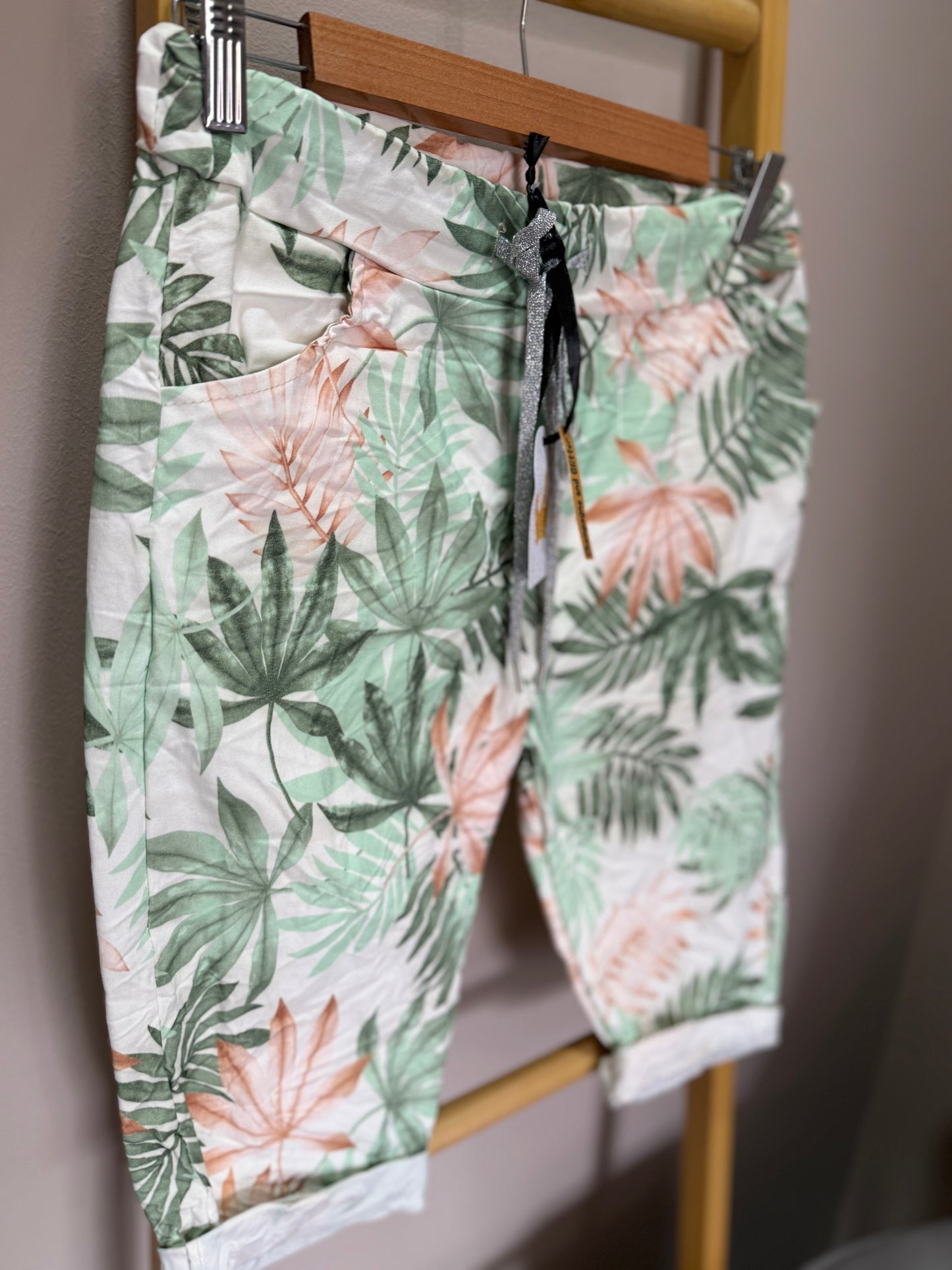 Elephant Ear Short Mint