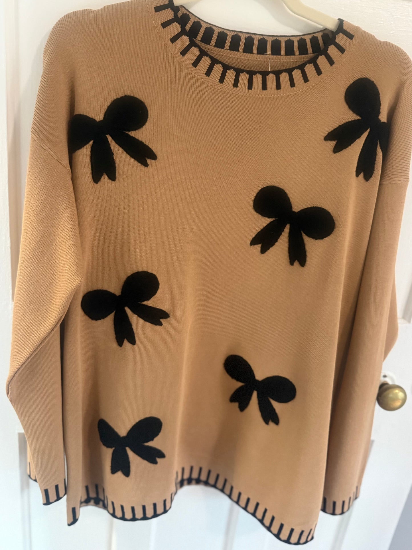 Bow Knit