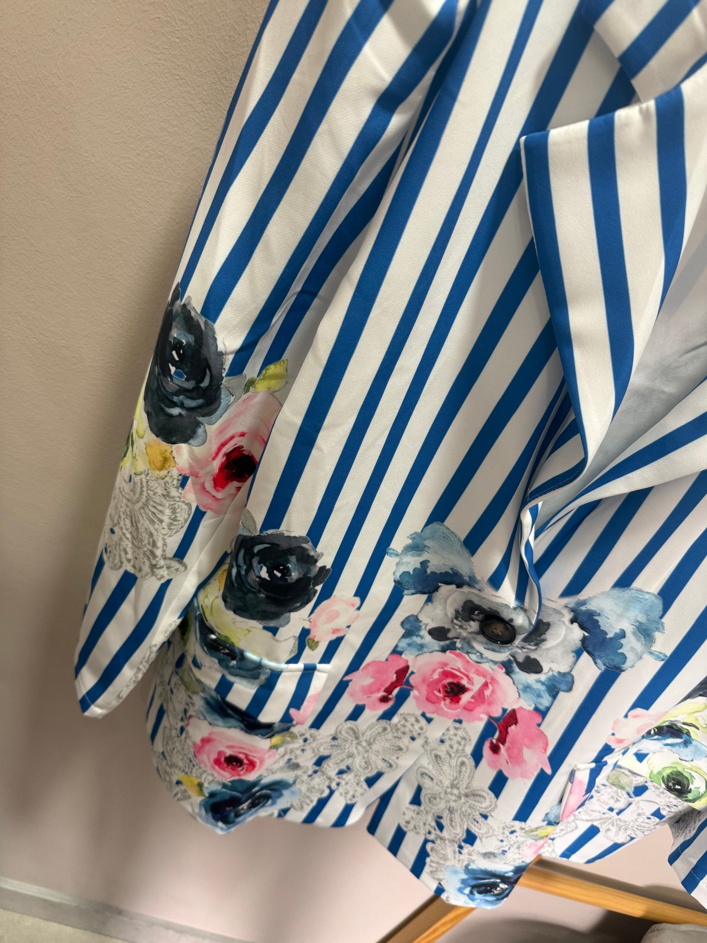 Tatum Satin Jacket_Striped Blooms