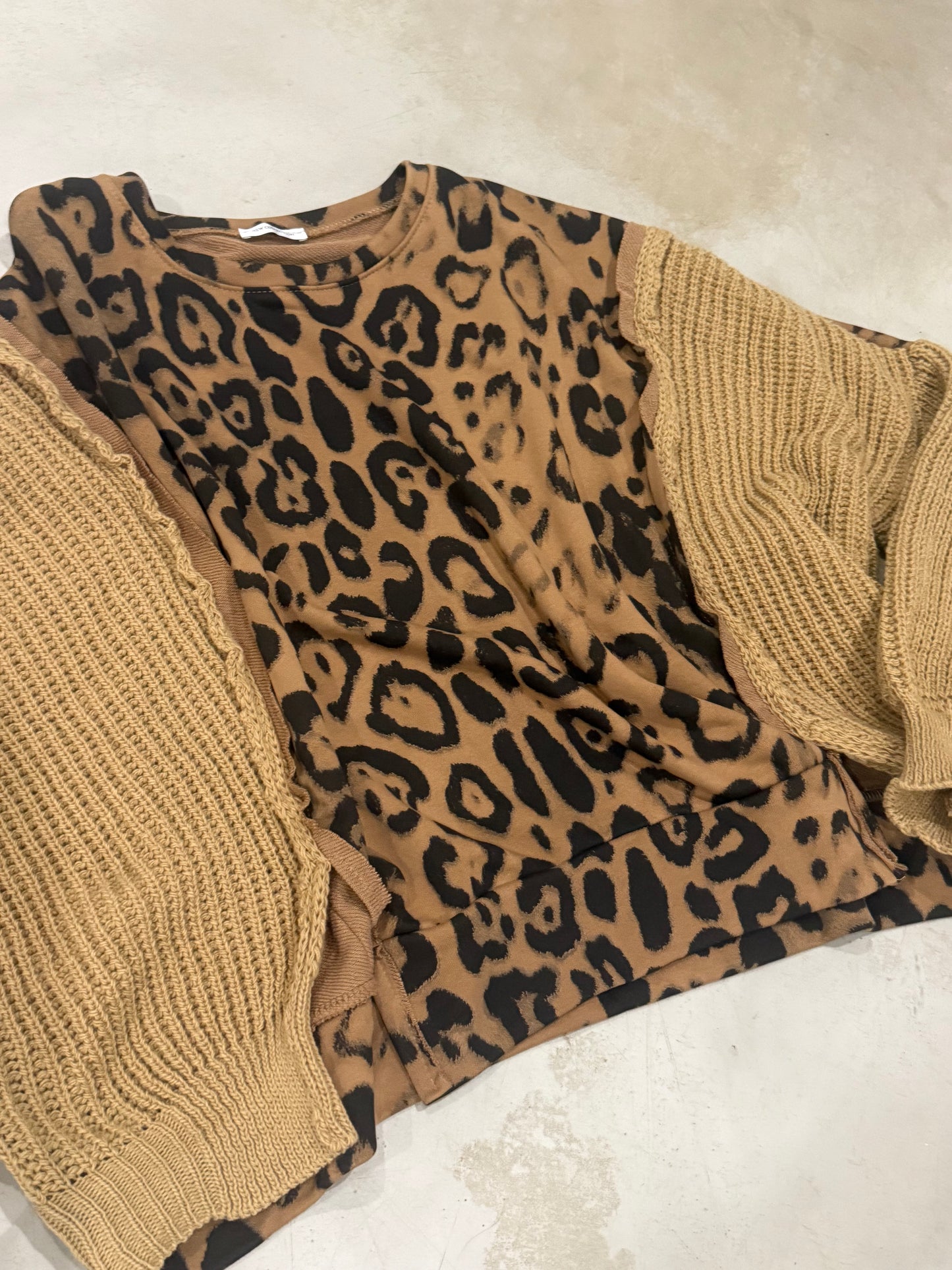 Joanna Animal Knit Camel