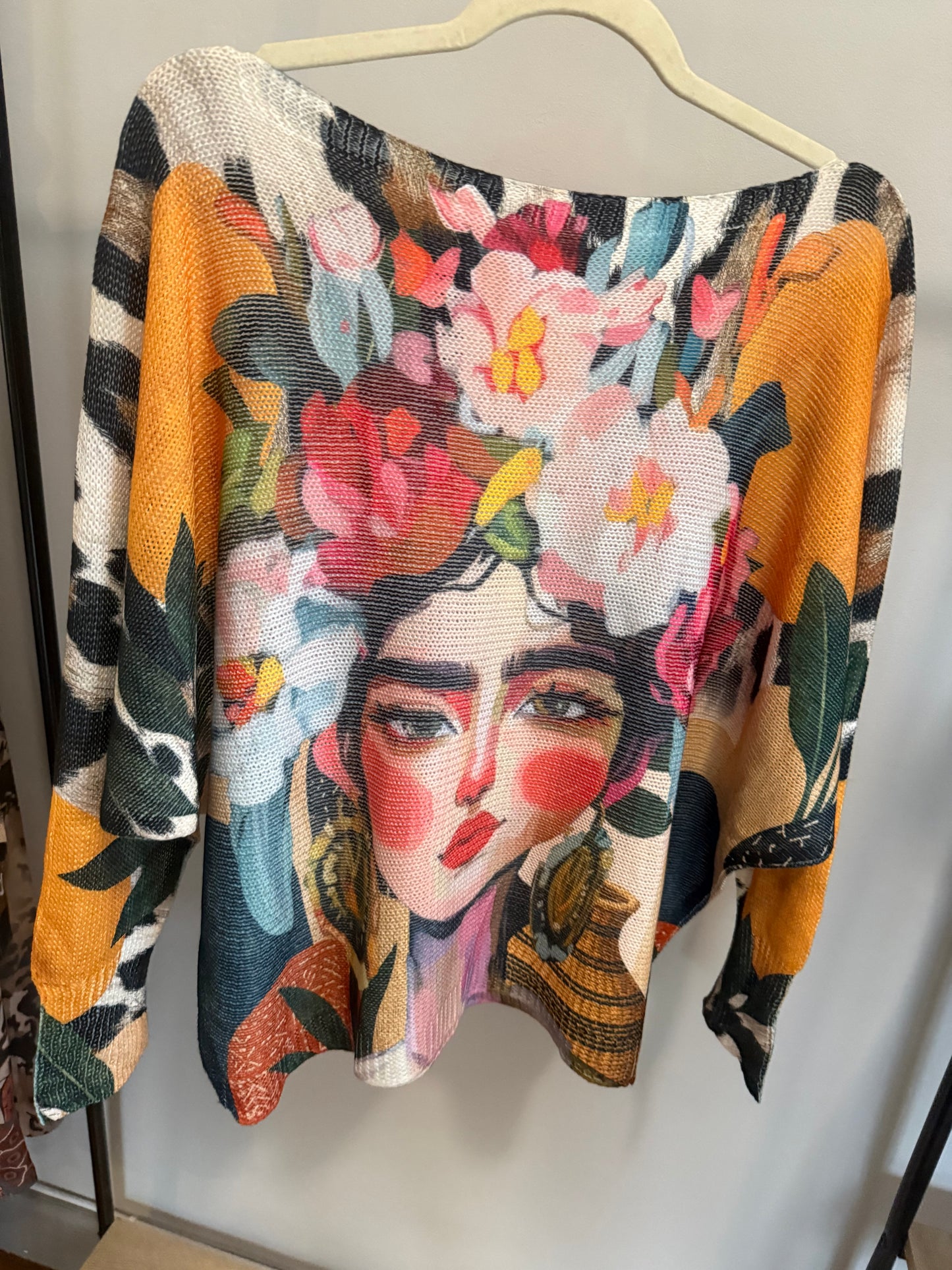 Crown Of Flowers Knitted Blouse