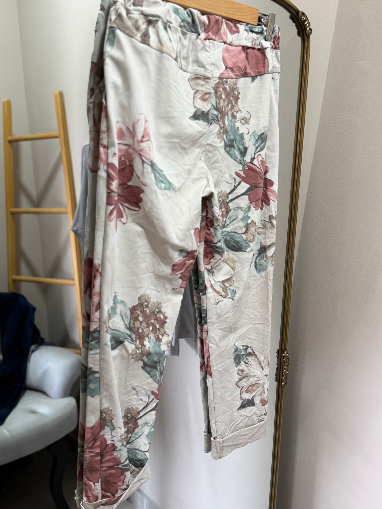 Nadia_Flower Pants stone