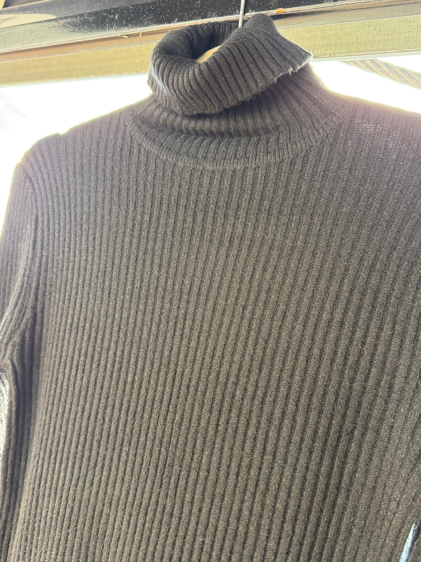 Ellie Polo Neck Black
