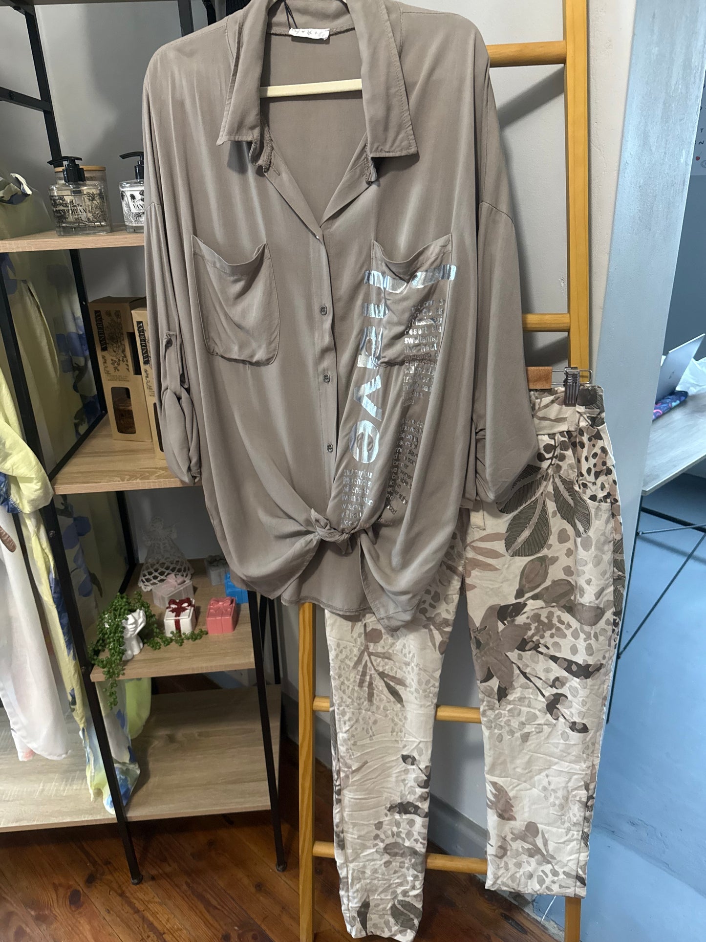 Wild Pastel Flower Pant