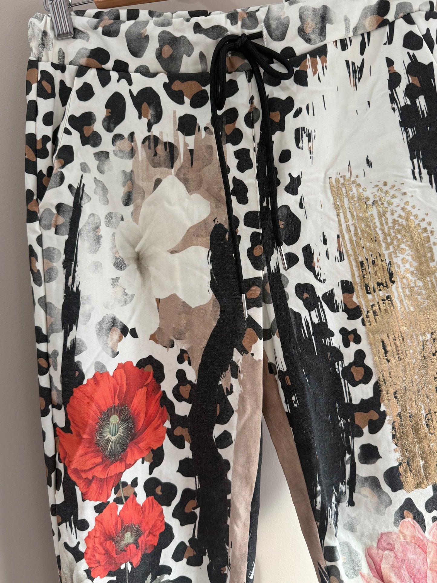 Leopard Garden Print 8