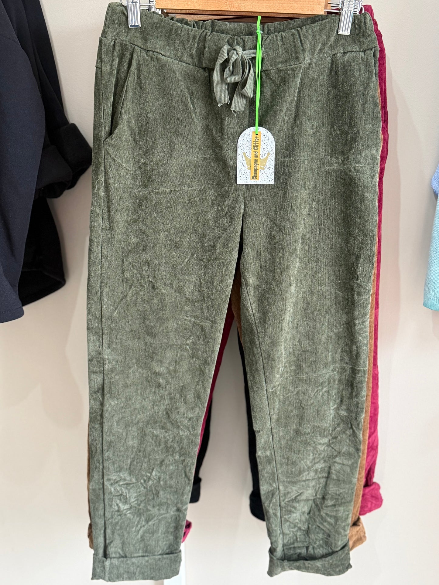 Raven Courduroy Pants Khaki