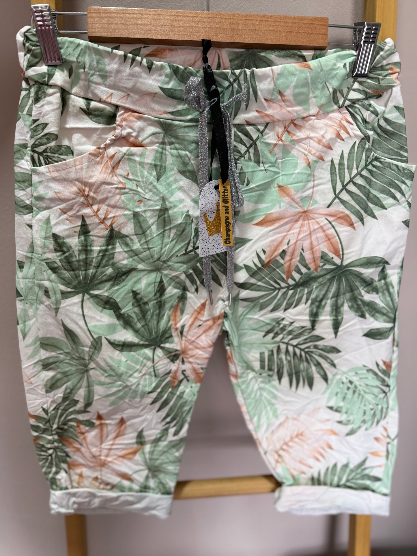 Elephant Ear Short Mint