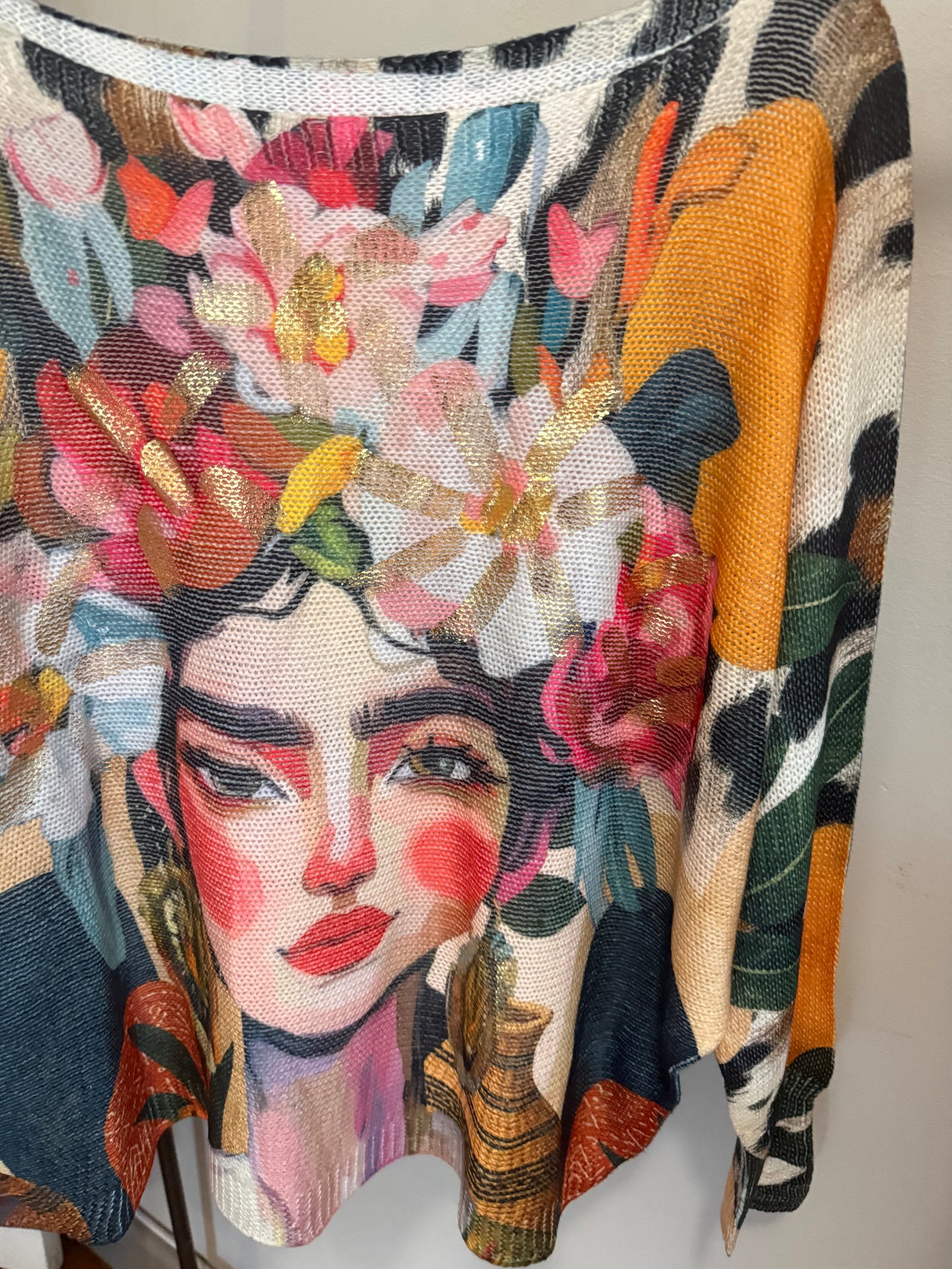 Crown Of Flowers Knitted Blouse