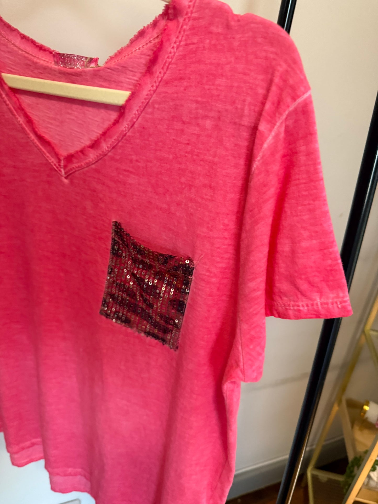 In The Detail Blouse Bright Pink