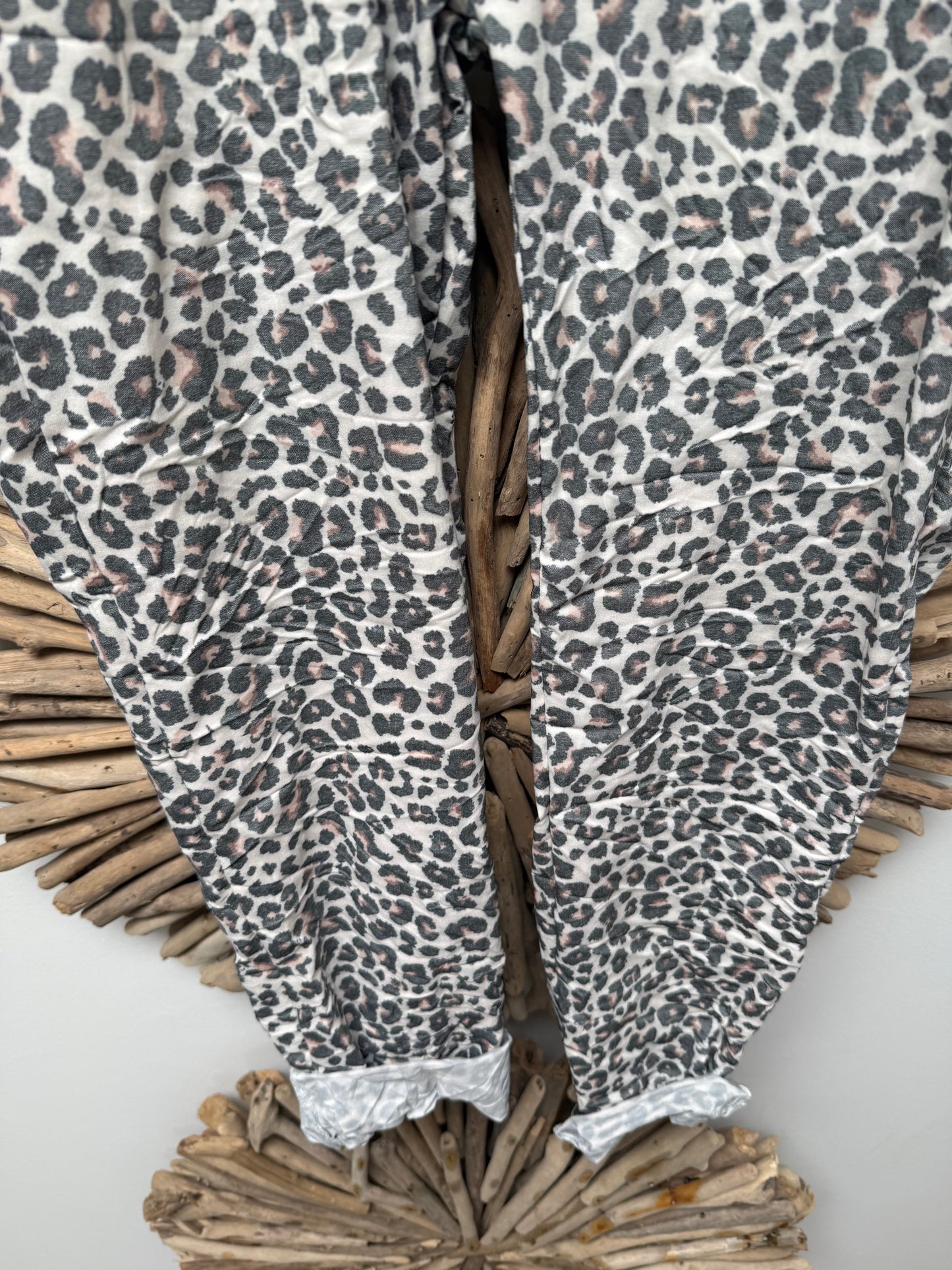 Lusso Leopard