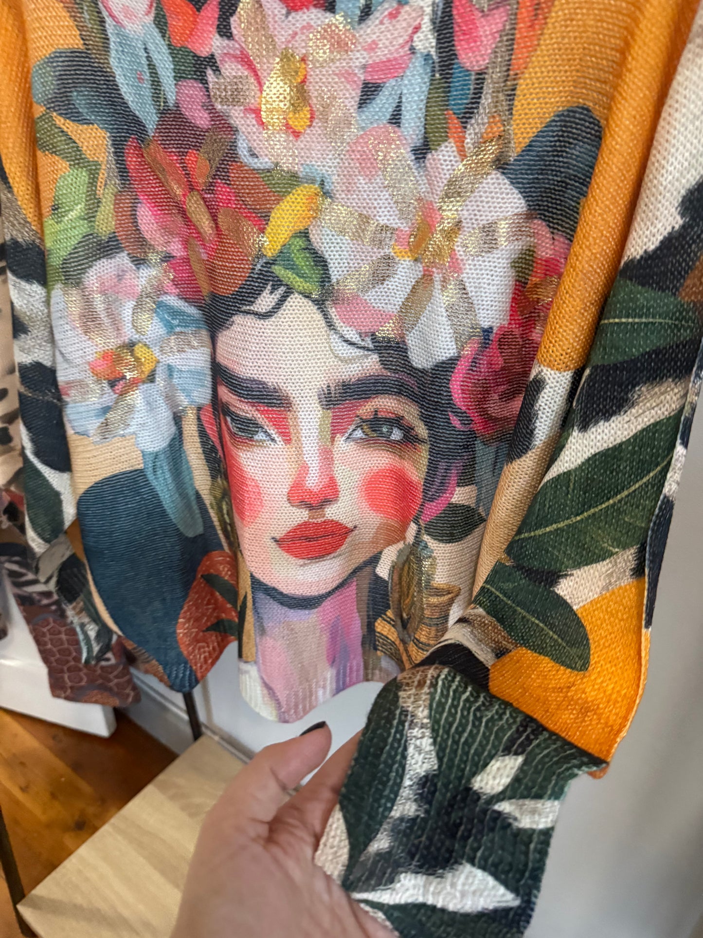 Crown Of Flowers Knitted Blouse