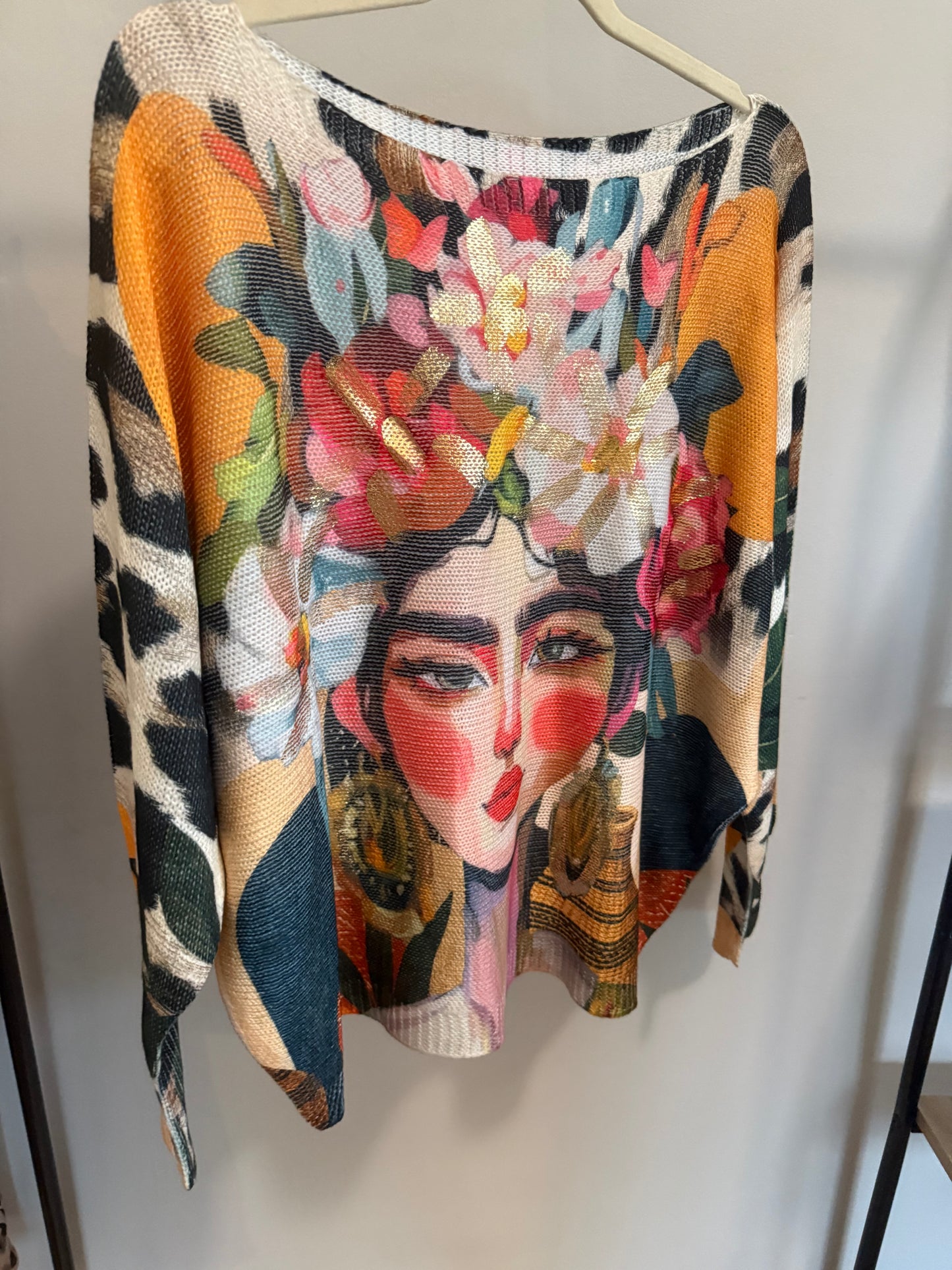 Crown Of Flowers Knitted Blouse