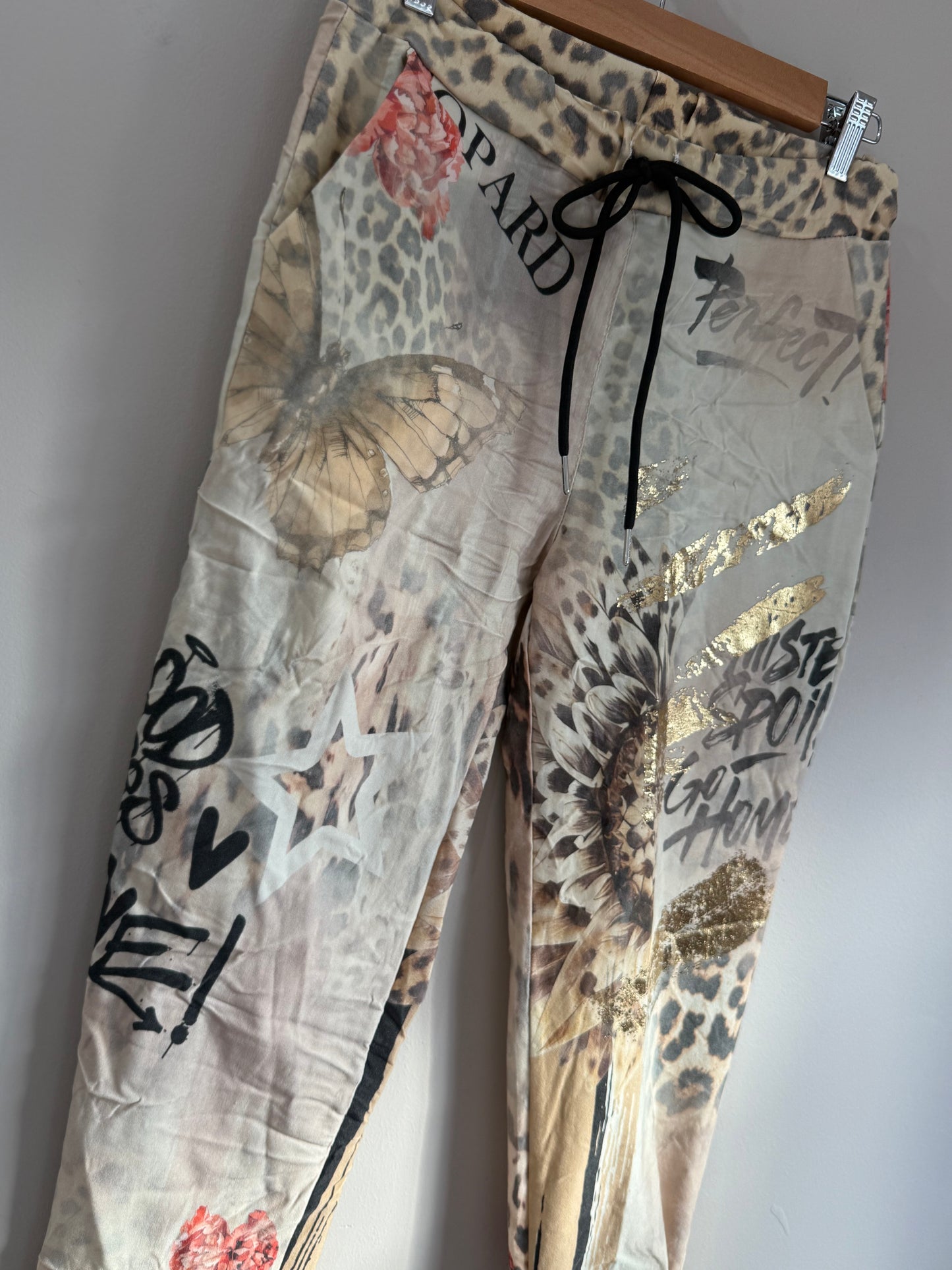 Pastelly Galaxy Print 13