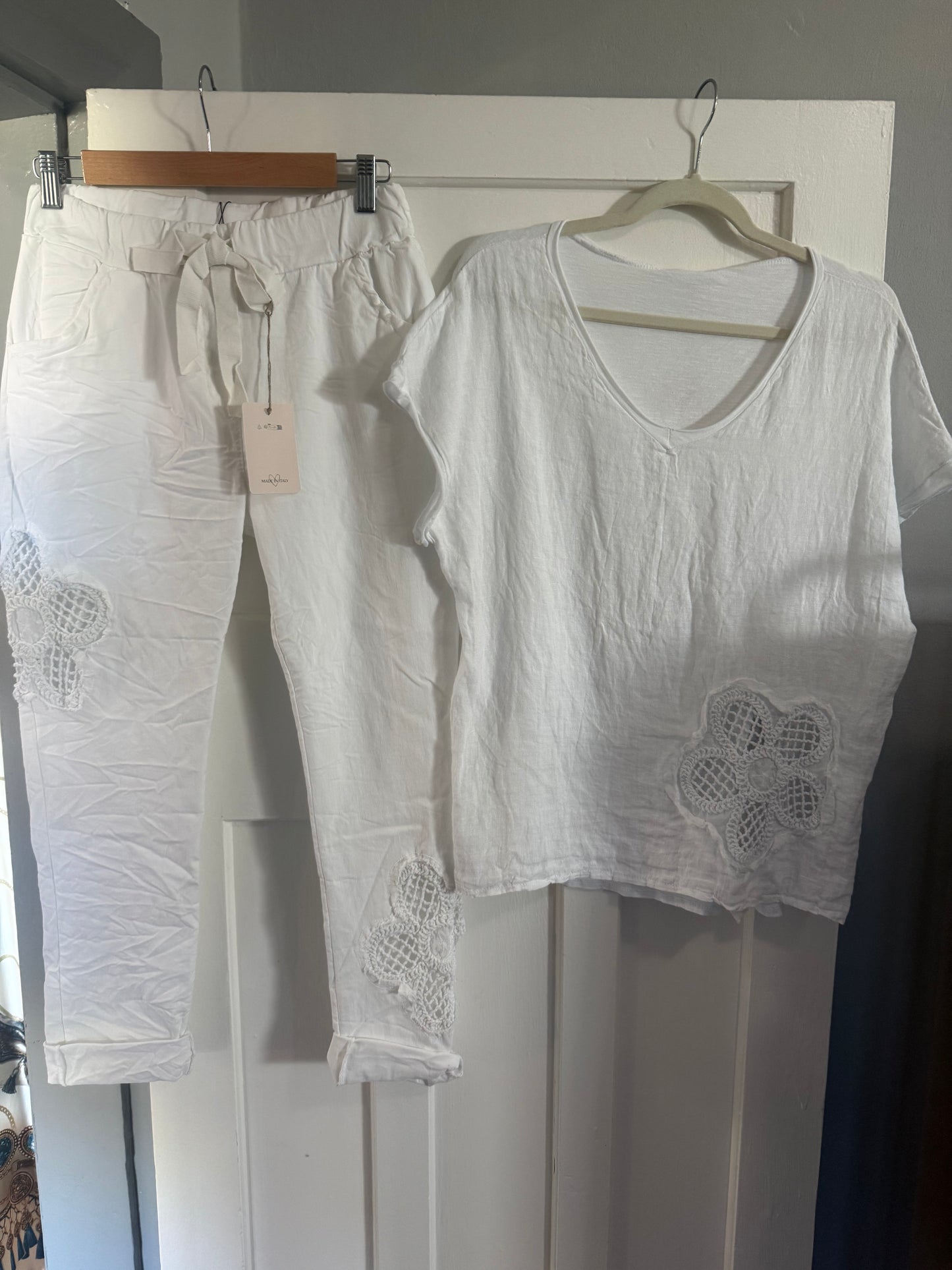 Daisy White Comfy Pant
