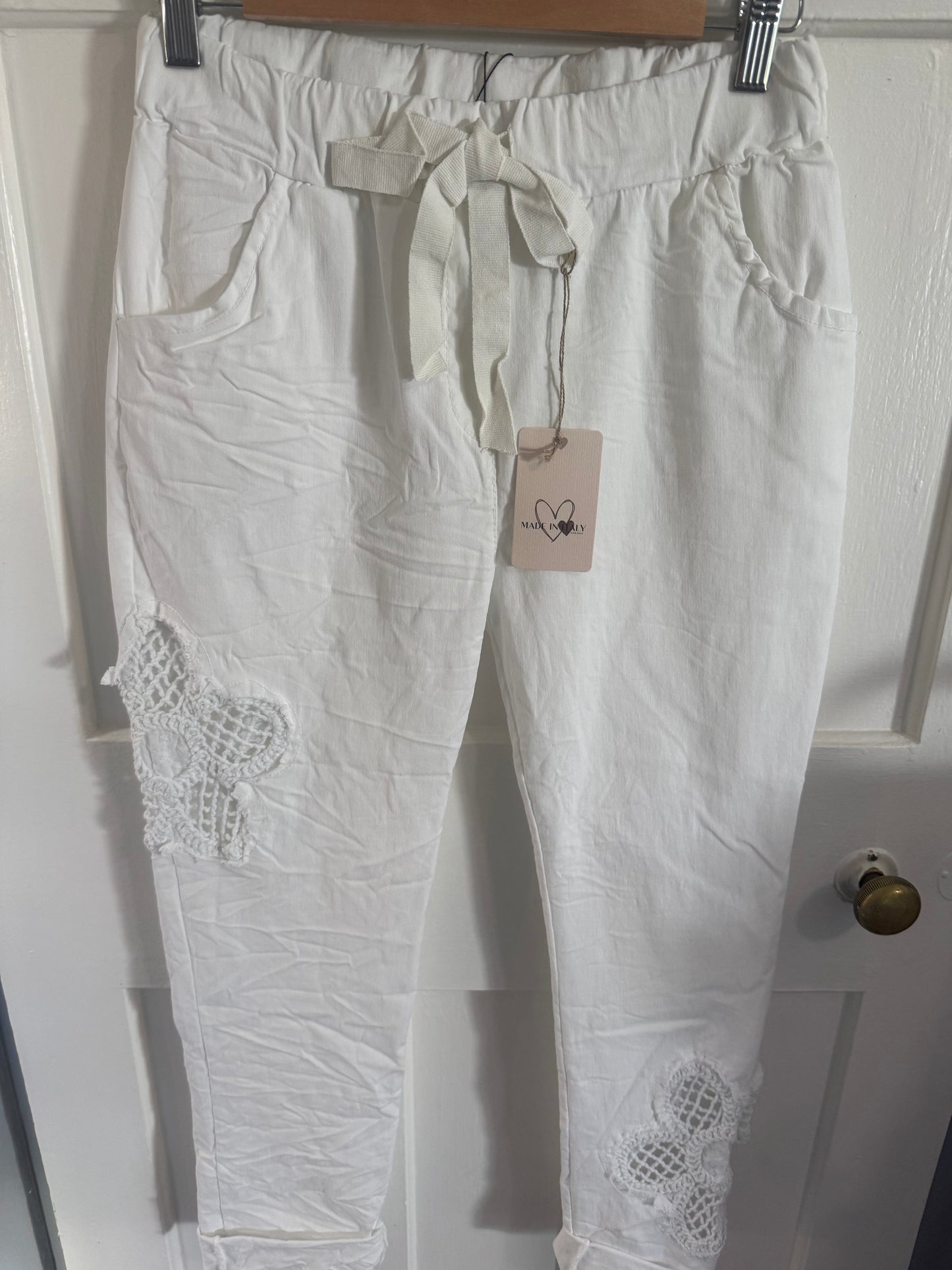 Daisy White Comfy Pant