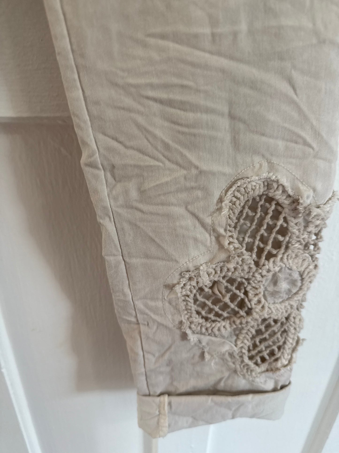 Daisy Flower Pant in Nude