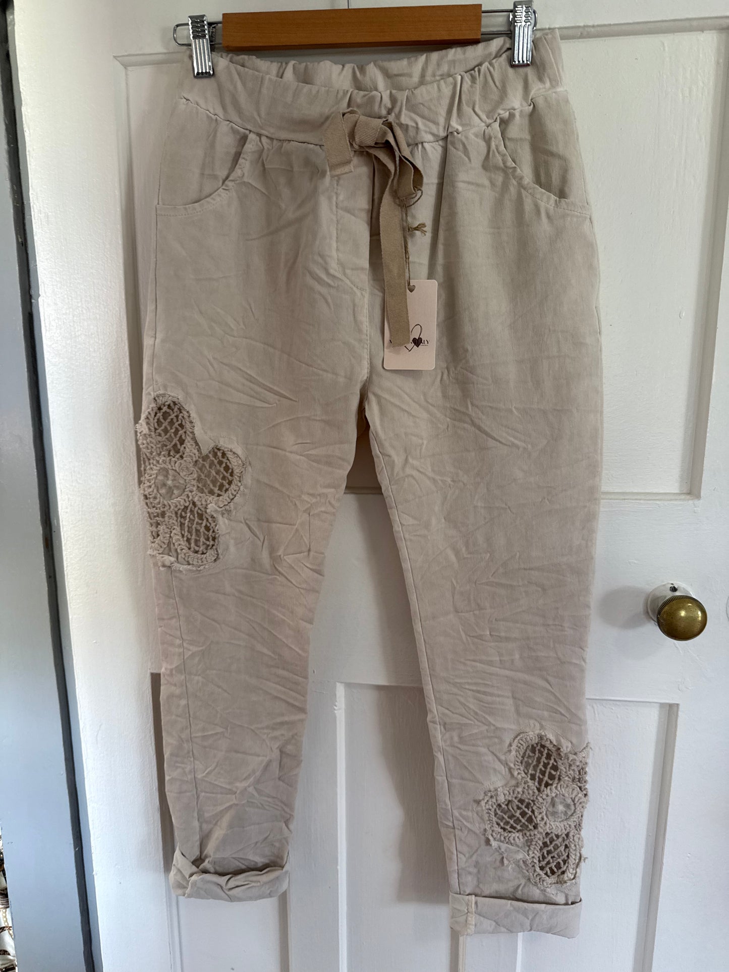 Daisy Flower Pant in Nude
